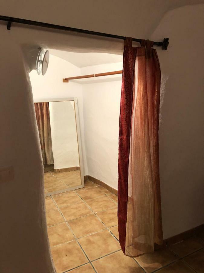 Alojamiento Rural, Cueva De La Abuela Cuevas del Campo Dış mekan fotoğraf